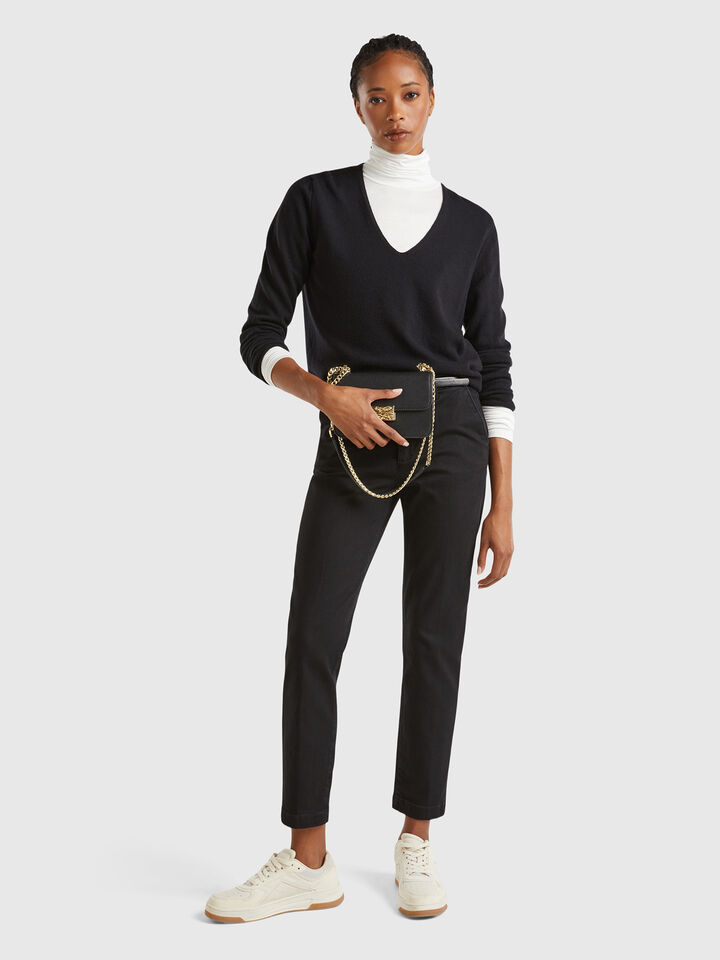 V NECK SWEATER L/S Women image number 3